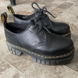 Dr. Martens AUDRICK Women’s size 8 (UK 6)